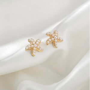 🌵 Gold & Pearl Starfish Earrings
